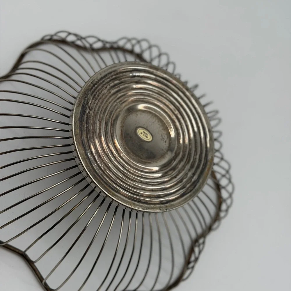 Vintage Silver Tone Wire Fruit Basket Scalloped Rim Mid Century Modern Style